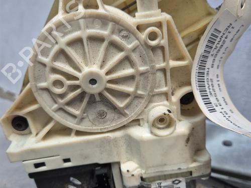 Fensterheber links hinten RENAULT MEGANE III Hatchback (BZ0/1_, B3_) 1.2 TCe (BZ16, BZ28) | BP30867973C24
