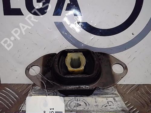 Used Engine mount DACIA DUSTER (HM_) 1.3 TCe 150 (HMM3) (150 hp) 14557327