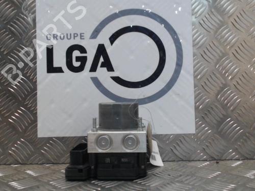 ABS pump RENAULT TWINGO III (BCM_, BCA_) 0.9 TCe 110 | BP13866740M43 