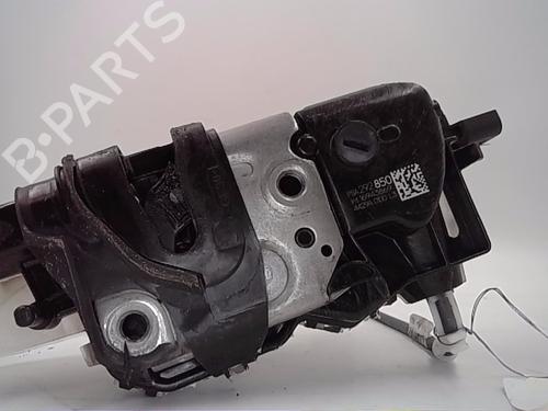 Used Front left lock PEUGEOT 208 II (UB_, UP_, UW_, UJ_) 1.2 PureTech 100 (101 hp) 13847502