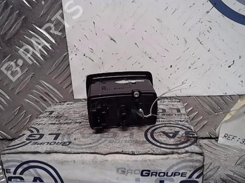 Left rear window switch MERCEDES-BENZ B-CLASS Sports Tourer (W245) B 200 CDI (245.208) | BP13860072I29 