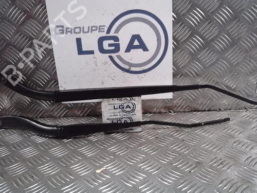 Used Front windshield wiper arm RENAULT TALISMAN (LP_) 1.5 dCi 110 (LPA3) (110 hp) 14551366