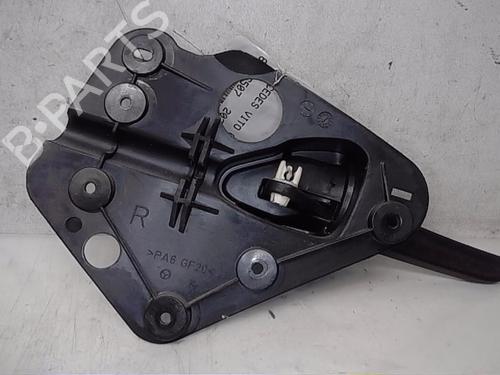 Used Front right interior door handle MERCEDES-BENZ VITO / MIXTO Van (W639) 115 CDI (639.601, 639.603, 639.605) (150 hp) 13830746