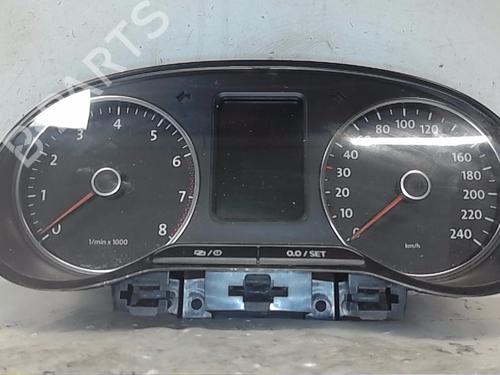 Used Instrument cluster VW POLO V (6R1, 6C1) 1.2 (60 hp) 21827423