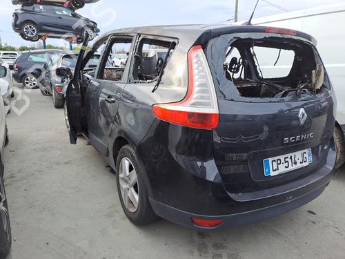 Left headlight RENAULT SCÉNIC III (JZ0/1_) 1.5 dCi | BP25300130C28