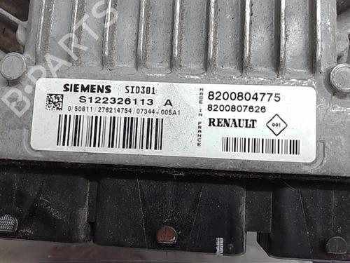 Used Engine control unit (ECU) RENAULT SCÉNIC II (JM0/1_) [2003-2010]  13823802
