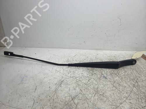 Used Front windshield wiper arm Front windshield wiper arm 39212478 39212478