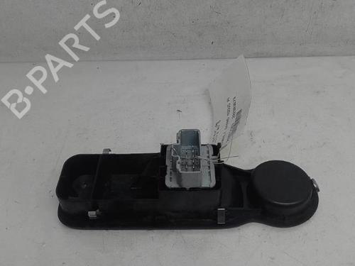 Used Left front window switch RENAULT MODUS / GRAND MODUS (F/JP0_) [2004-2025]  15907676