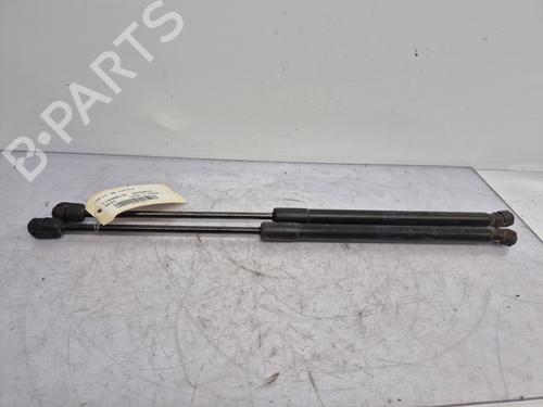 tailgate-lift-support-seat-leon-5f1-2012-2013-2014-2015-2016-2017-2018-2019-2020-2021-32291420 main image