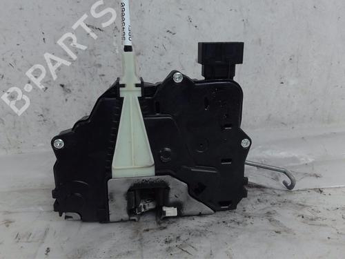 Used Front right lock OPEL CORSA E (X15) 1.4 (08, 68) (90 hp) 21675960