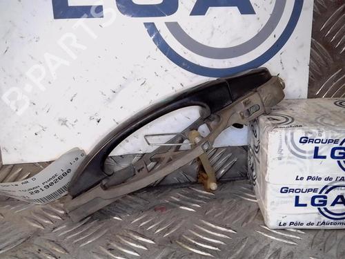 Used Rear right exterior door handle VW TOURAN (1T1, 1T2) 1.9 TDI (100 hp) 13863508