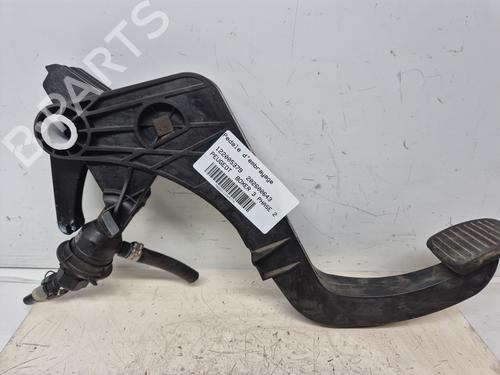 Used Clutch pedal Clutch pedal PEUGEOT BOXER Van 2.2 HDi 150 (150 hp) 33210823 33210823