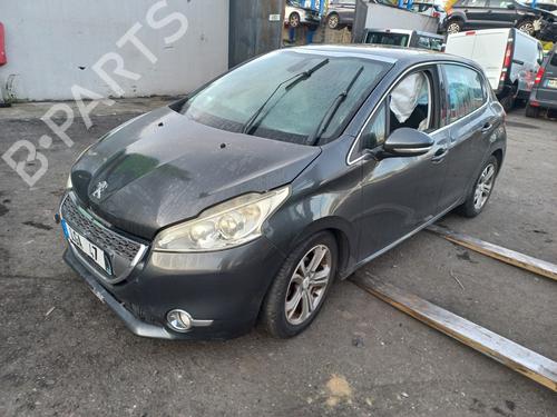 Brugte PEUGEOT 208 I (CA_, CC_) 1.6 HDi (92 hp) 4482989