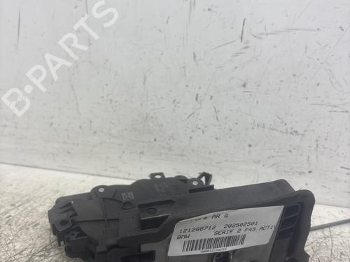 Fechadura trás esquerda Fechadura trás esquerda 39110543 39110543