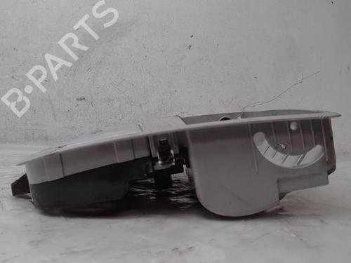Używane Lampa oświetlenia wnętrza HYUNDAI KONA (OS, OSE, OSI) 1.6 CRDi (116 hp) 15810253