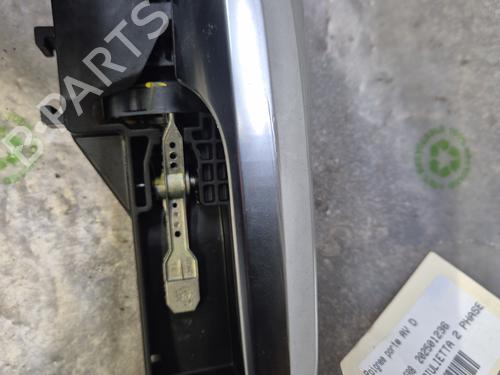 Used Front right exterior door handle ALFA ROMEO GIULIETTA (940_) 2.0 JTDM (940FXE1A, 940FXG11) (170 hp) 30824450