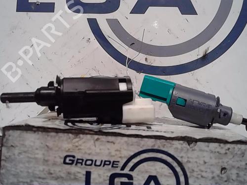 Used Electronic module RENAULT MASTER III Van (FV) 2.3 dCi 170 FWD (FV0L) (170 hp) 14550948