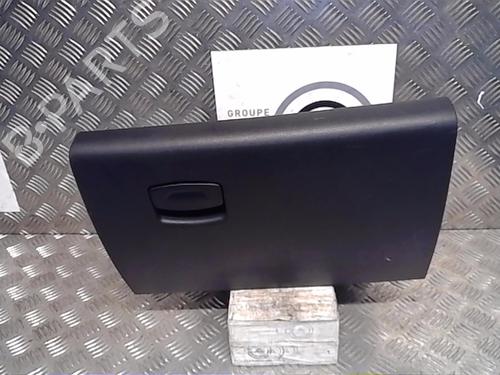 Used Glove box RENAULT KADJAR (HA_, HL_) 1.2 TCe 130 (HLMR) (130 hp) 13856880