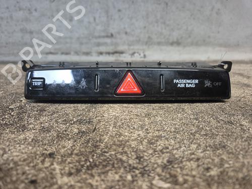 Used Warning switch HYUNDAI i20 I (PB, PBT) 1.2 (86 hp) 29450077