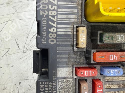 Used Fuse box Fuse box 38714386 38714386