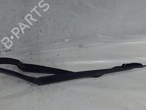 Used Front windshield wiper arm RENAULT CLIO IV (BH_) 1.5 dCi 90 (90 hp) 22393273