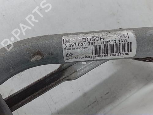 Used Front wiper motor PEUGEOT 208 I (CA_, CC_) 1.6 HDi (92 hp) 13833707