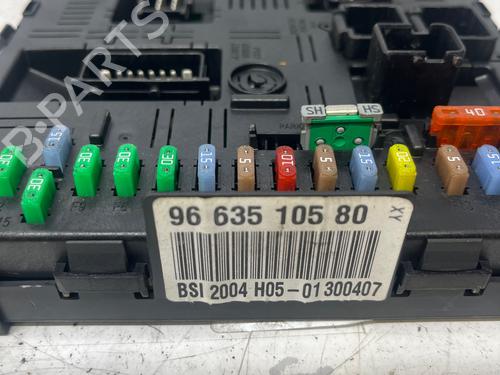 Used Fuse box Fuse box 36834508 36834508