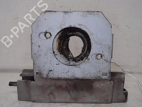 Used Hood lock RENAULT TRAFIC II Van (FL) 2.0 dCi 90 (FL0H, FL00, FL01, FL0M, FL0P, FL0S) (90 hp) 14561617