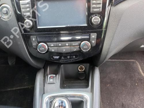 Right rear window switch NISSAN QASHQAI II (J11, J11_) 1.2 DIG-T | BP29195882I28 
