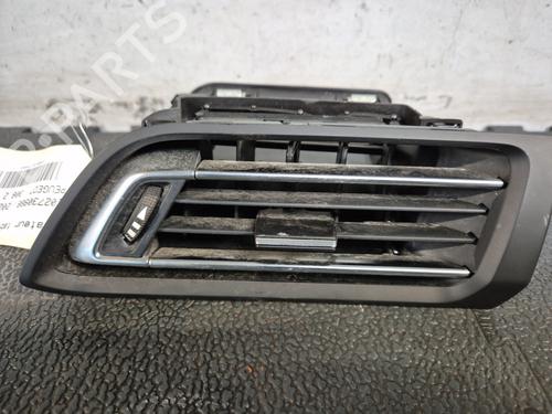 Used Air vent PEUGEOT 308 II (LB_, LP_, LW_, LH_, L3_) 1.5 BlueHDI 100 (102 hp) 24378698
