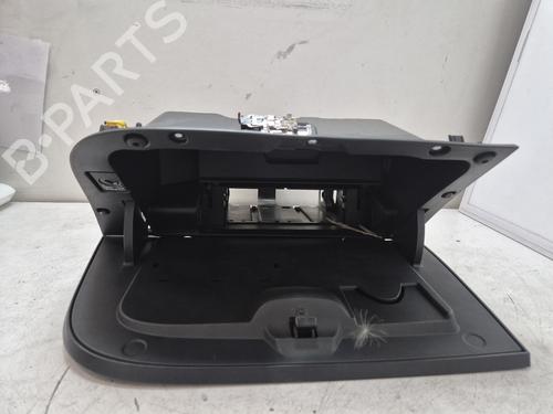 Used Glove box Glove box 37597192 37597192