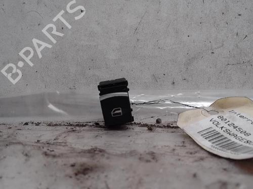 Used Right front window switch VW GOLF V (1K1) [2003-2010]  16706390