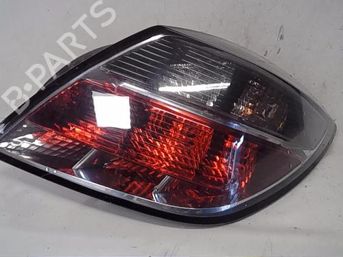 Right taillight OPEL ASTRA H GTC (A04) 1.9 CDTi 16V (L08) | BP13843508C35 