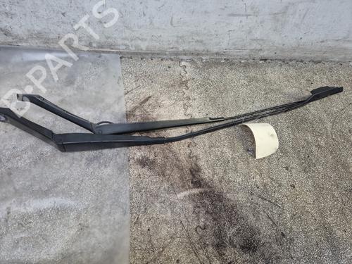 Used Front windshield wiper arm PEUGEOT 508 I (8D_) 1.6 BlueHDi 120 (120 hp) 30824462