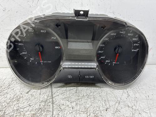 Used Instrument cluster Instrument cluster SEAT IBIZA IV (6J5, 6P1) 1.2 TSI (105 hp) 39479859 39479859
