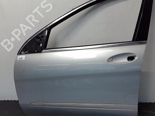 Used Left front door MERCEDES-BENZ R-CLASS (W251, V251) [2005-2017]  19089129
