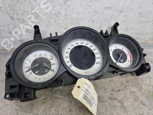 Used Instrument cluster MERCEDES-BENZ C-CLASS (W204) C 200 CDI (204.001) (136 hp) 30629945