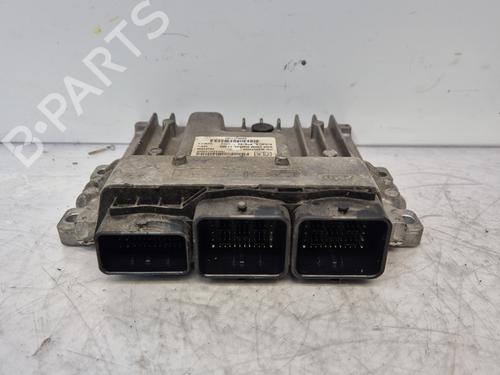Used Engine control unit (ECU) PEUGEOT EXPERT Van (VF3A_, VF3U_, VF3X_) 2.0 HDi 130 (128 hp) 31656057