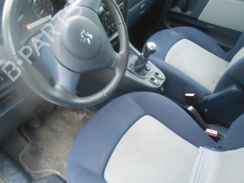 Left front window switch PEUGEOT 1007 (KM_) 1.4 HDi | BP13867022I27 