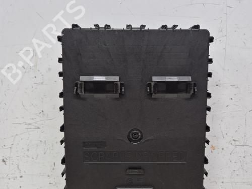 Used Fuse box Fuse box 38054742 38054742