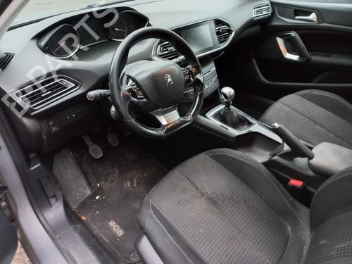 Fuel flap PEUGEOT 308 SW II (LC_, LJ_, LR_, LX_, L4_) 1.6 BlueHDi 120 | BP26442537C131 