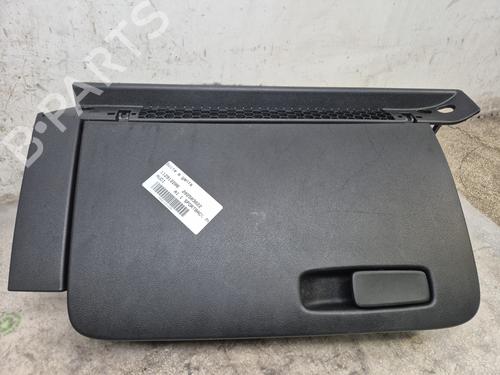 Used Glove box AUDI A1 Sportback (8XA, 8XF) 1.2 TFSI (86 hp) 30629995