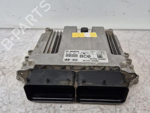 Used Engine control unit (ECU) HYUNDAI TUCSON (TL, TLE) 1.7 CRDi (116 hp) 32307810