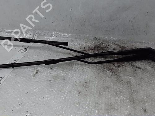 Used Front windshield wiper arm DACIA SANDERO III 1.0 TCe 100 (101 hp) 16879659
