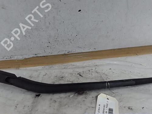 Used Rear windshield wiper arm VOLVO XC60 I SUV (156) D3 (150 hp) 19089062