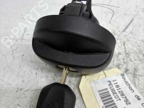 Tankdæksel Tankdæksel PEUGEOT 208 I (CA_, CC_) 1.4 HDi (68 hp) 39385272 39385272