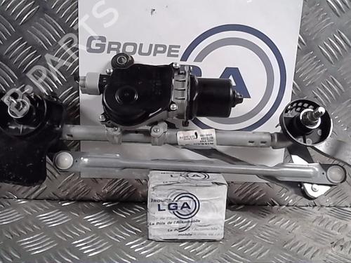 Used Front wiper motor NISSAN MICRA V (K14) 1.0 DIG-T 117 (117 hp) 13862336