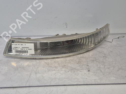 Used Left front indicator RENAULT TRAFIC II Van (FL) [2001-2026]  31747524