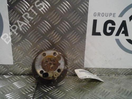 Used Left rear steering knuckle SEAT IBIZA IV (6J5, 6P1) 2.0 TDI (143 hp) 14549680