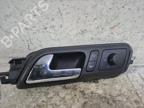 Used Front left interior door handle VW POLO (9N_, 9A_) 1.2 12V (64 hp) 25905697